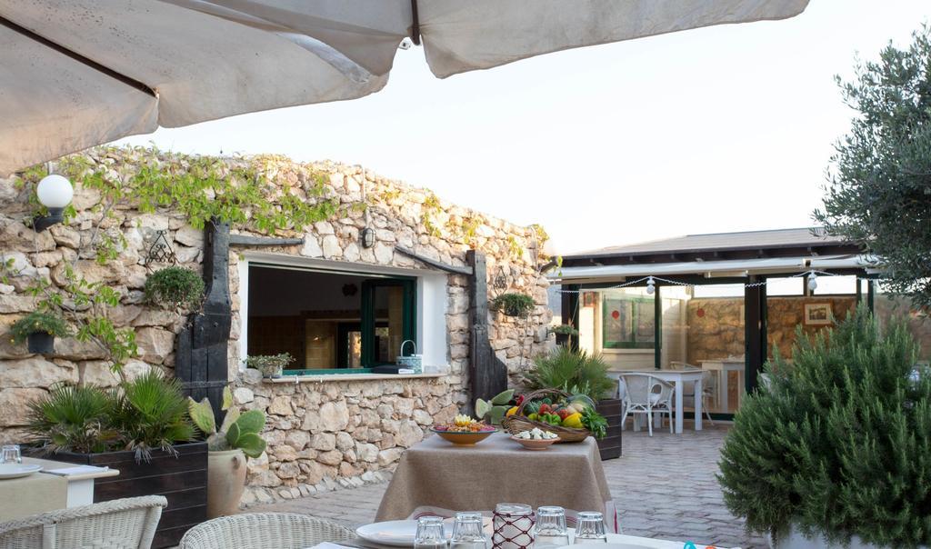 Hotel I Dammusi Di Borgo Cala Creta LMP Exterior foto