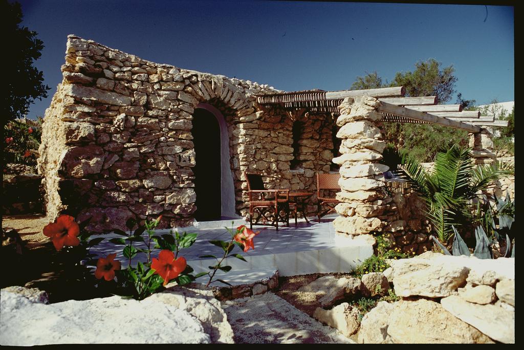 Hotel I Dammusi Di Borgo Cala Creta LMP Exterior foto