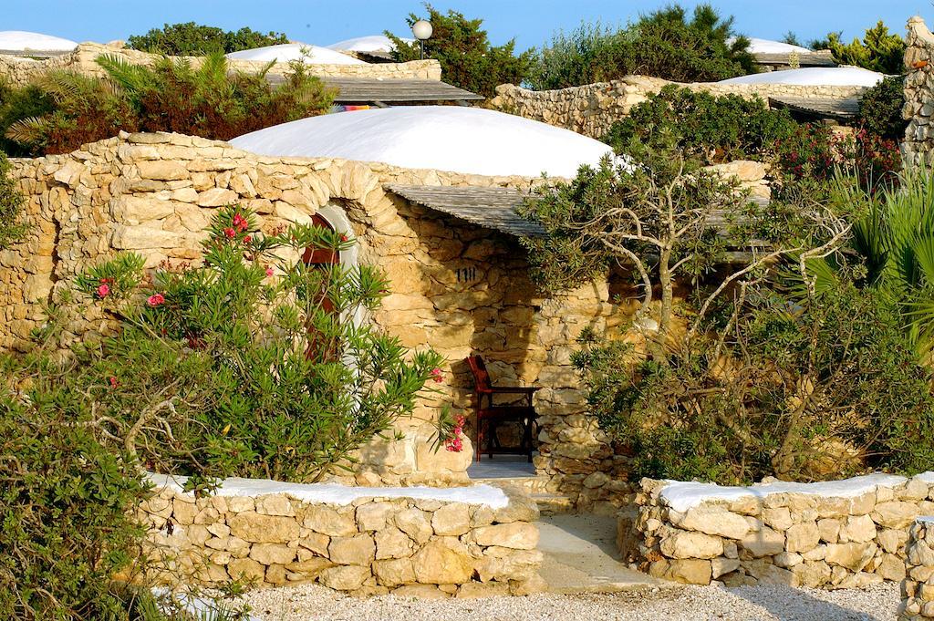 Hotel I Dammusi Di Borgo Cala Creta LMP Exterior foto