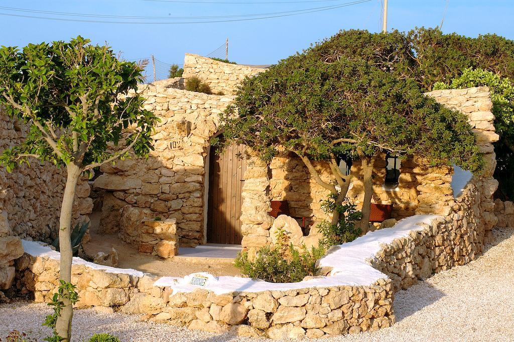 Hotel I Dammusi Di Borgo Cala Creta LMP Exterior foto