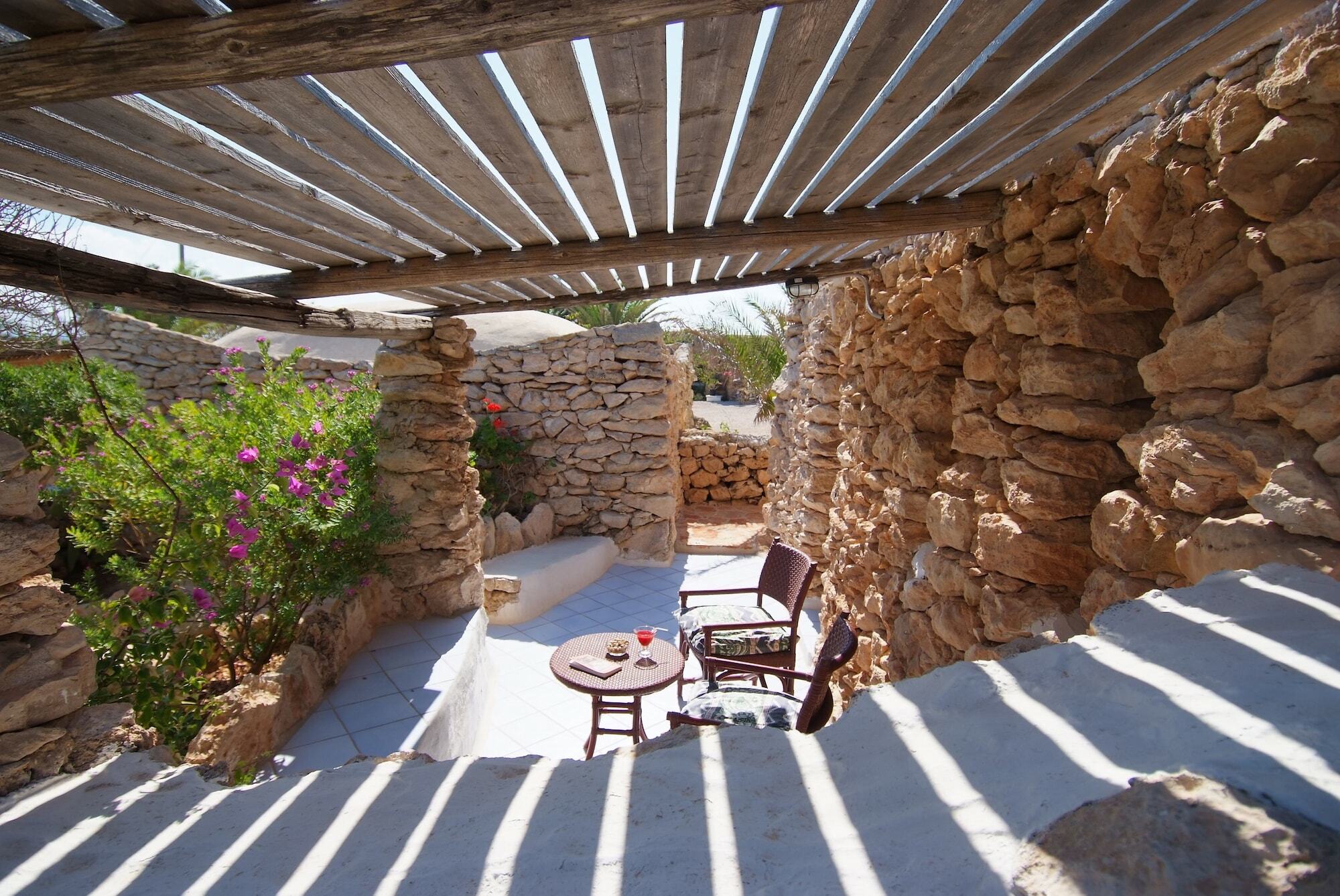 Hotel I Dammusi Di Borgo Cala Creta LMP Exterior foto